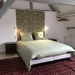 Holiday home Chateau D'harcelaines