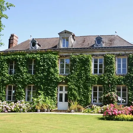 Chateau D'harcelaines *