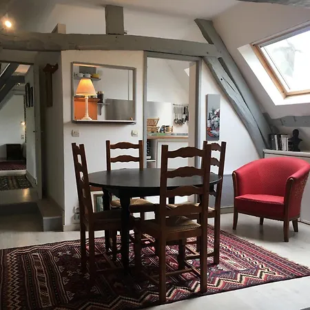 Chateau D'harcelaines *