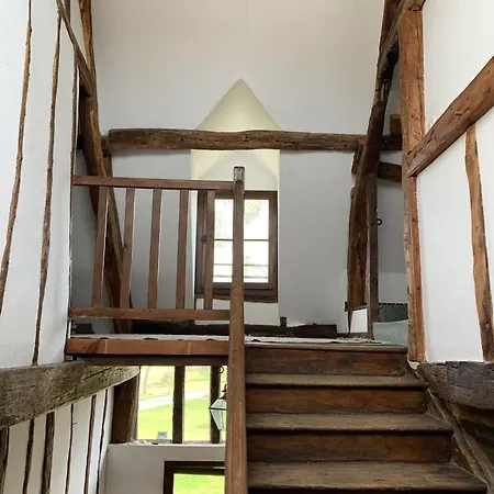 Chateau D'harcelaines Maisnieres