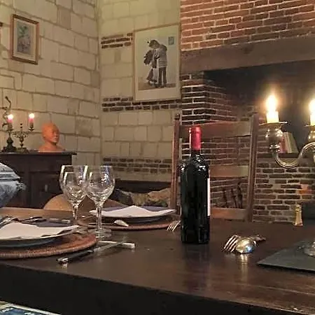 Hébergement de vacances Château D'harcelaines