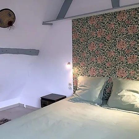 Château D'harcelaines Hébergement de vacances *