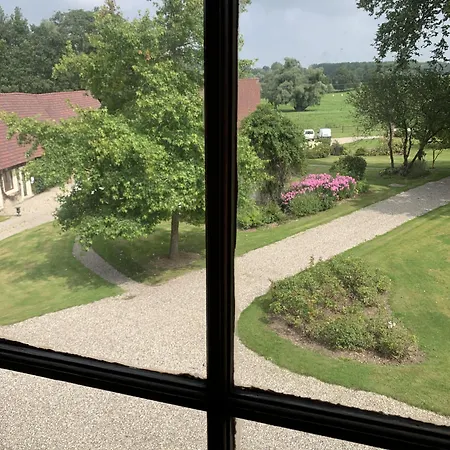Chateau D'harcelaines Vakantiehuis