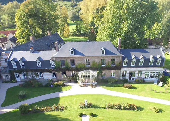 Chateau D'harcelaines