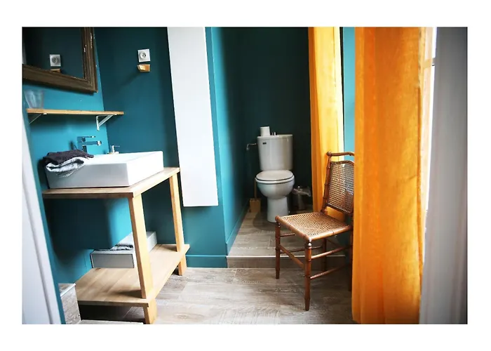 Holiday home Chateau D'harcelaines