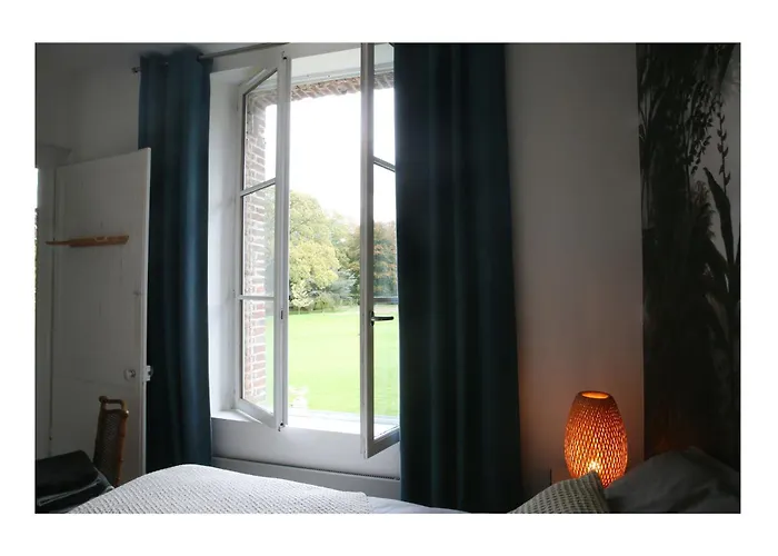 Chateau D'harcelaines Vakantiehuis Maisnieres